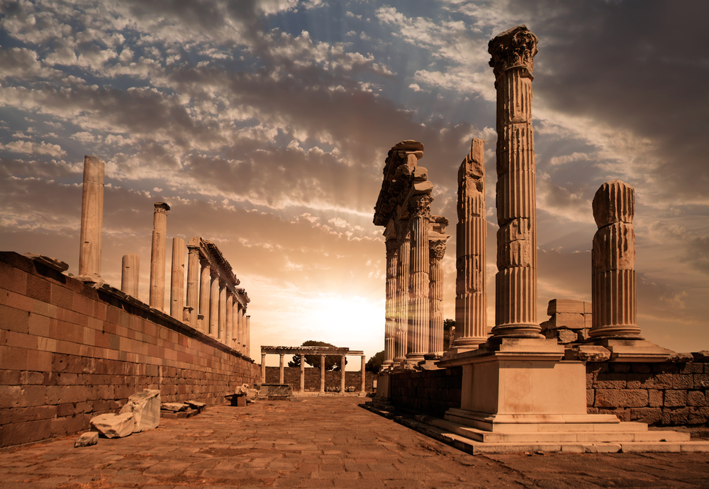 7 Days 7 Churches of the Bible Excursion From Istanbul