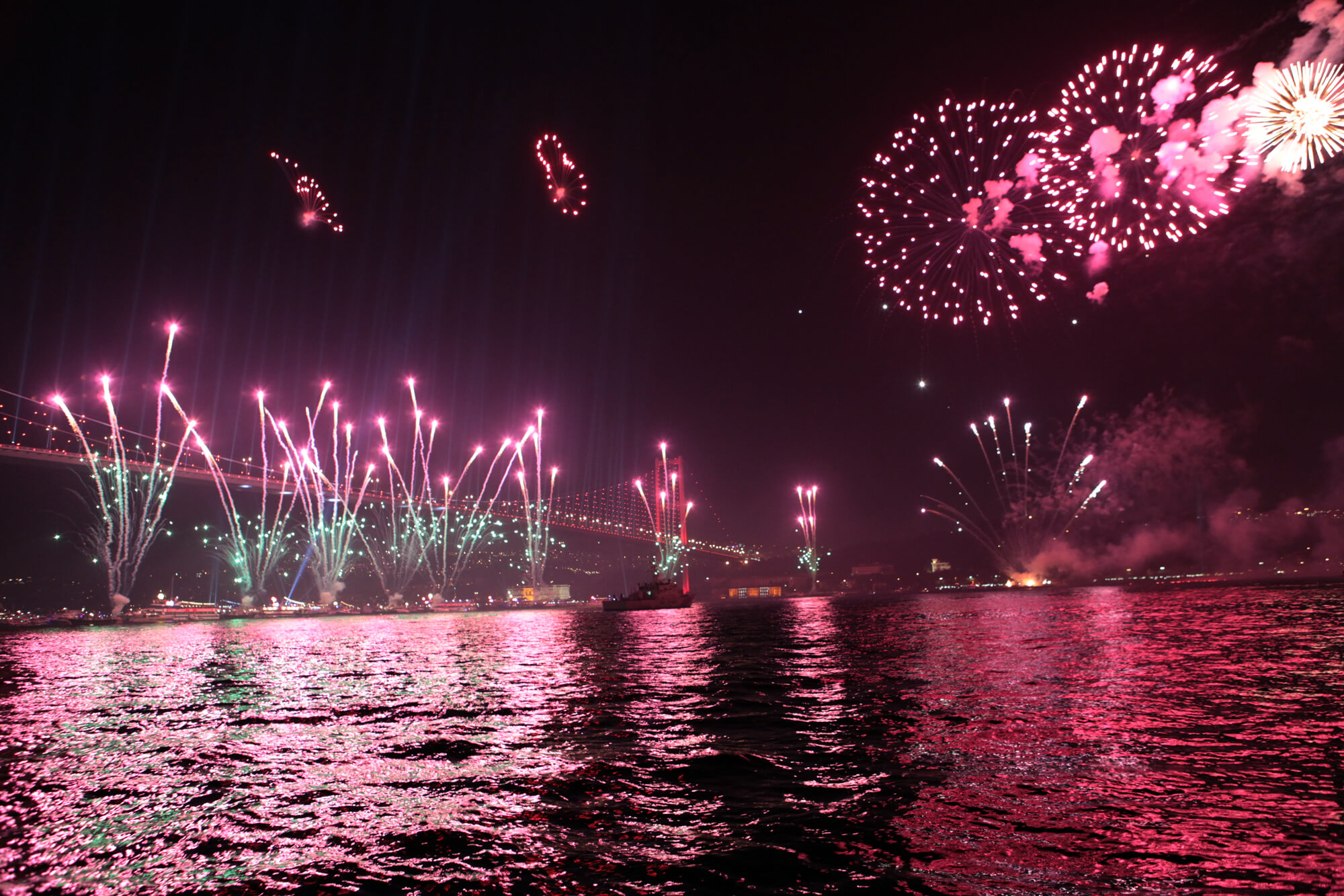 New Year's Eve Dinner Cruise Party on the Bosphorus
