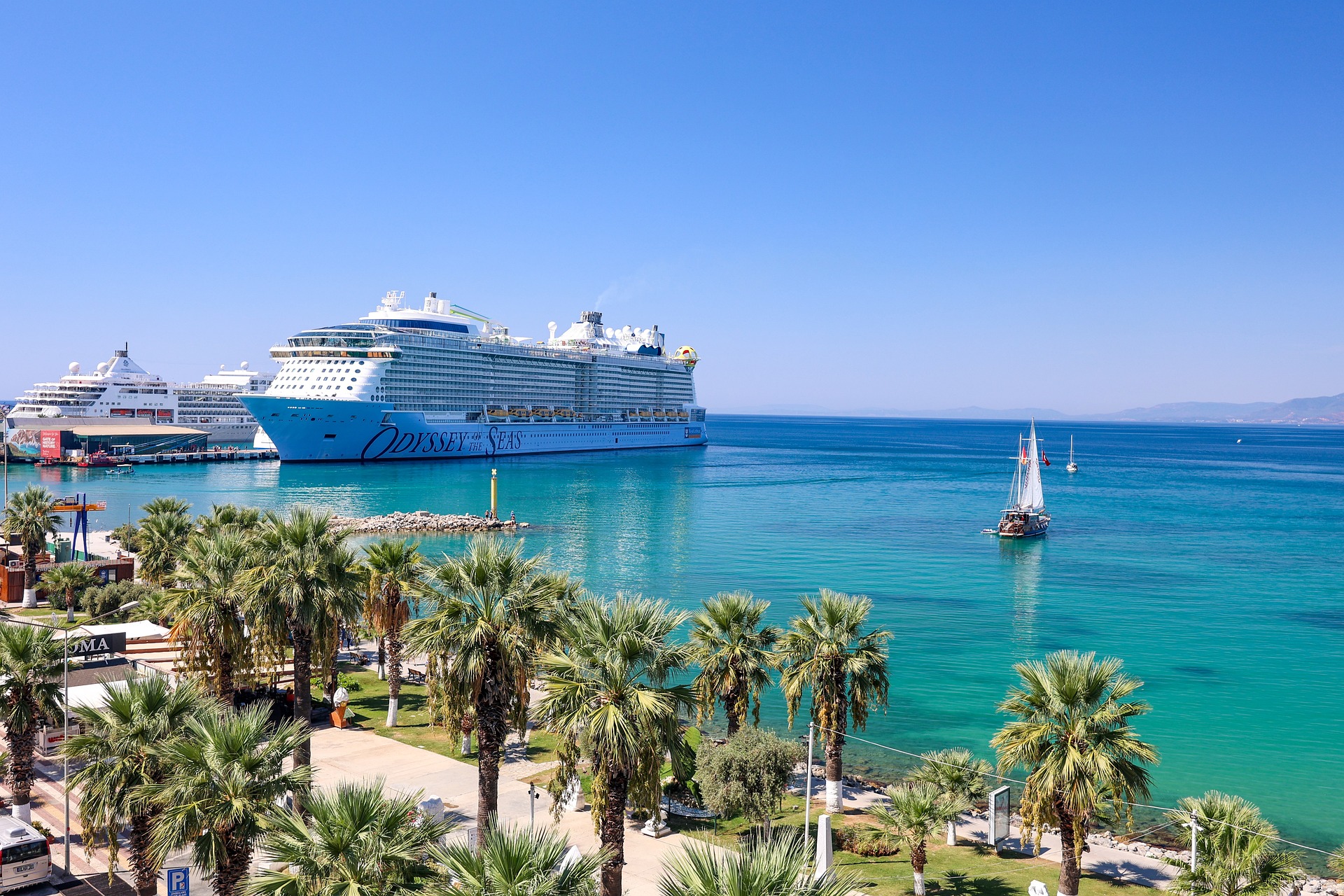 What can you do in Kusadasi?