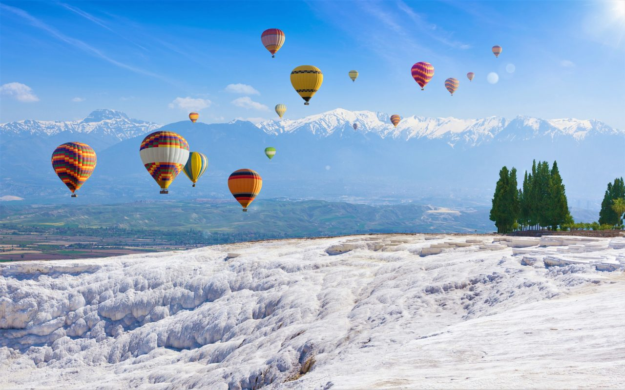 Pamukkale Hot Air Balloon: Stunning Experiences Await