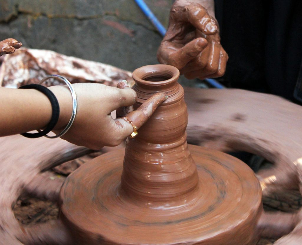 pottery-166798_1920